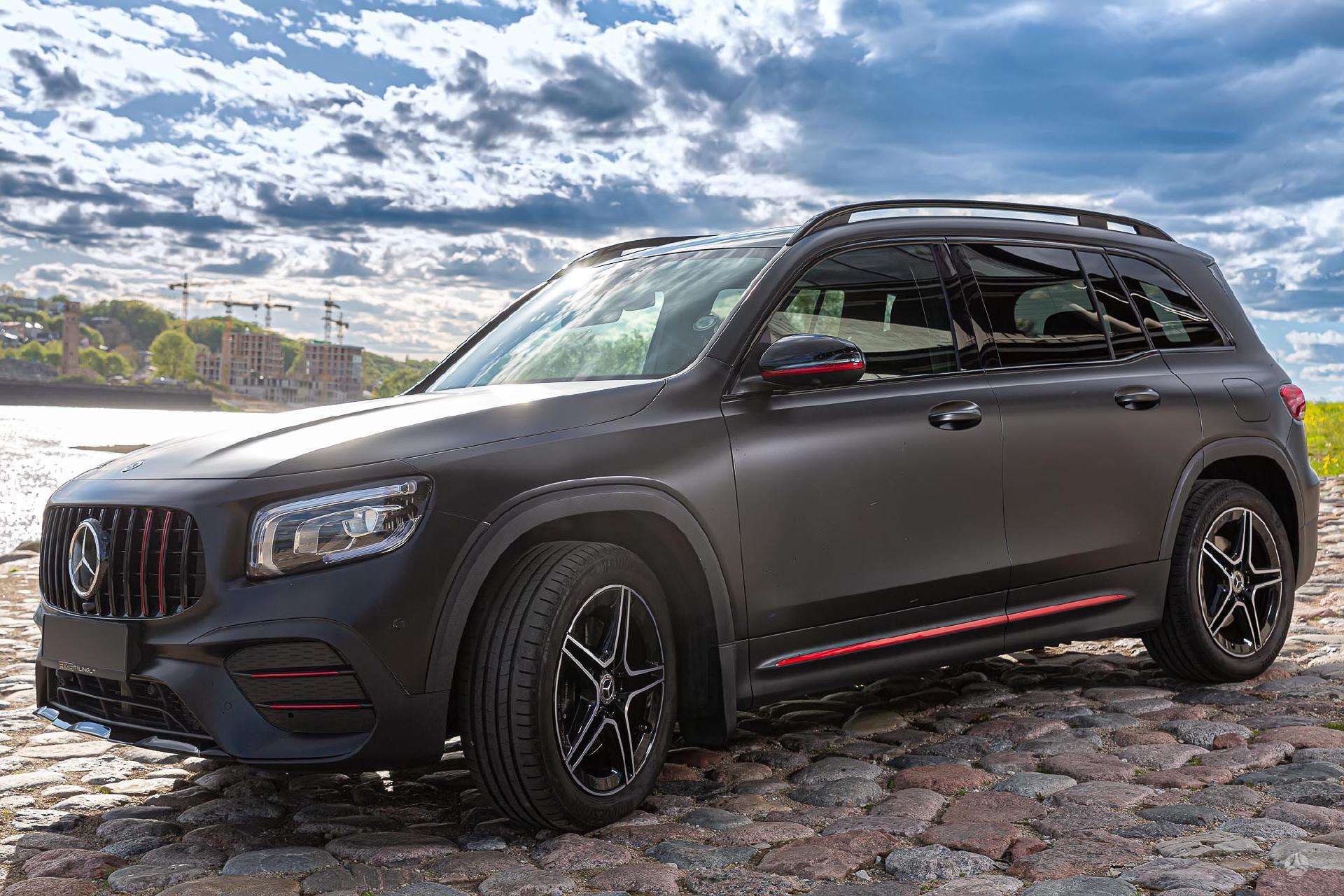 Mercedes-Benz GLB 250